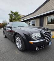 2006 Chrysler 300 300c Sedan 4d V8, Hemi, 5.7 Liter Sedan Dream City OVER 200 TRUCKS IN STOCK
