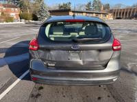 2015 Ford Focus Titanium Hatchback ROSLYN HEIGHTS - Image 7