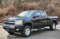 2011 Chevrolet Silverado 1500 Ext. Cab LT 6 1/2ft 4x4 Worker! westchester - Image 2