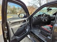 2011 Chevrolet Silverado 1500 Ext. Cab LT 6 1/2ft 4x4 Worker! westchester - Image 6