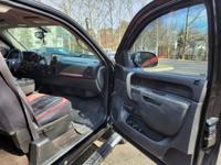 2011 Chevrolet Silverado 1500 Ext. Cab LT 6 1/2ft 4x4 Worker! westchester - Image 10