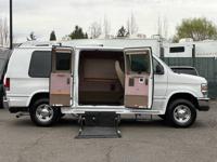 2008 Ford E250 - WHEELCHAIR VAN / HANDICAP VAN / ONLY 44K MILES! Wheelchair Van In Beaverton - Image 3