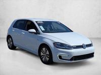 2017 Volkswagen e-Golf SEL Premium VW Electric AUTONATION Call (520) 423-6390 to confirm availability - April 17th - Image 4