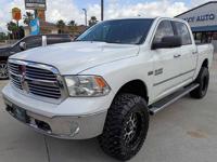 2015 RAM 1500 SLT 4x4 4dr Crew Cab 5.5 ft.SB Pickup Financing Available Houston - Image 4