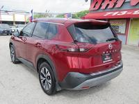 2021 NISSAN ROGUE SV - Image 4