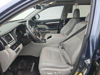 2018 Toyota Highlander XLE FWD 64K MILES Clean History SUPER CLEAN SUV My Auto Broker Service saves you TIME / MONEY on any car - Image 9