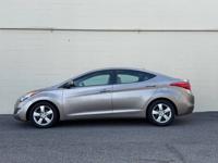 2013 Hyundai ELANTRA GLS-Clean inside and out. You wont find a nicer E Jacksonville - Image 3