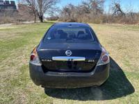 2011 Nissan Altima 2.5 4dr Sedan _Nissan_ _Altima_ _Sedan_ - Image 6