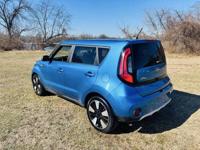 2018 Kia Soul Runs drives looks great Our website is Motorhubnj.com - Image 5