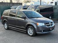 2019 Dodge Grand Caravan SXT - WHEELCHAIR VAN / HANDICAP VAN / 73K MI Wheelchair Van In Beaverton - Image 7