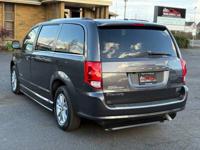 2019 Dodge Grand Caravan SXT - WHEELCHAIR VAN / HANDICAP VAN / 73K MI Wheelchair Van In Beaverton - Image 9
