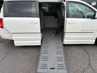 2009 Chrysler Town & Country Touring - WHEELCHAIR VAN / SIDE LOADER! Wheelchair Van In Beaverton - Image 8