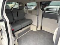 2009 Chrysler Town & Country Touring - WHEELCHAIR VAN / SIDE LOADER! Wheelchair Van In Beaverton - Image 9