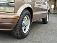 2003 Chevrolet Astro Passenger Van - NEW TIRES / ONLY 69K MILES! Astro In Beaverton - Image 8