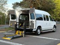 2011 Ford Econoline E150 - WHEELCHAIR VAN / HANDICAP / ONLY 68K MILES! Wheelchair Van In Beaverton - Image 3