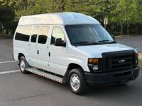 2011 Ford Econoline E150 - WHEELCHAIR VAN / HANDICAP / ONLY 68K MILES! Wheelchair Van In Beaverton - Image 7