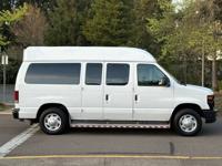 2011 Ford Econoline E150 - WHEELCHAIR VAN / HANDICAP / ONLY 68K MILES! Wheelchair Van In Beaverton - Image 8