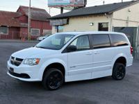 2012 Dodge Grand Caravan - WHEELCHAIR VAN / HANDICAPPED / ONLY 88K Wheelchair Van In Beaverton - Image 7