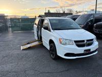2012 Dodge Grand Caravan - WHEELCHAIR VAN / HANDICAPPED / ONLY 88K Wheelchair Van In Beaverton - Image 9