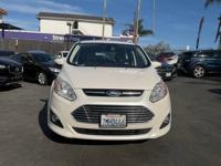 2015 Ford C-Max SEL Hybrid Wagon (1 owner) Mission Valley - Prime Auto Imports - Image 4