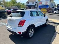2018 Chevrolet Trax LS Feasterville Trevose - Image 4