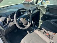 2018 Chevrolet Trax LS Feasterville Trevose - Image 9