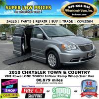 2010 Chrysler Town and Country Touring vans.com