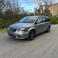 2015 Chrysler Town and Country S Nashville