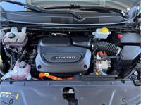 2022 Chrysler Pacifica Hybrid Touring L - GOOD/BAD/NO CREDIT OK! + Escondido Auto Super Center - Image 10