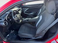 2020 Chevrolet Camaro Chevy LT 2D Coupe SE HABLA ESPANOL - Good Credit/Bad Credit - APPROVED! - Image 10