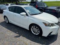 2013 LEXUS CT200H HATCHBACK HYBRID EXCELLENT CONDITION LOADED ROMEOVILLE / BOLINGBROOK IL - Image 7