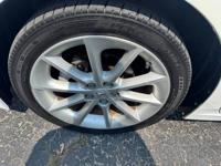 2013 LEXUS CT200H HATCHBACK HYBRID EXCELLENT CONDITION LOADED ROMEOVILLE / BOLINGBROOK IL - Image 8