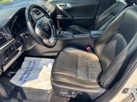 2013 LEXUS CT200H HATCHBACK HYBRID EXCELLENT CONDITION LOADED ROMEOVILLE / BOLINGBROOK IL - Image 10