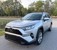 2021 Toyota RAV4 XLE Premuim - Image 2