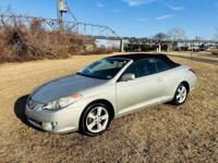 2006 Toyota Camry Solara SE V6 2dr Convertible _Toyota_ _Camry Solara_ _Convertible_ - Image 3