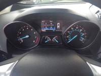 2015 Ford Escape SE AWD 4dr SUV East Brunswick, NJ - Image 10