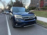 2022 Honda Pilot Touring AWD Staten Island NY - Image 3