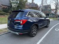 2022 Honda Pilot Touring AWD Staten Island NY - Image 10