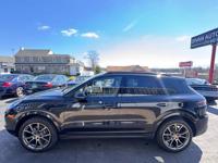 2019 PORSCHE CAYENNE // TURBO // NAVIGATION // WE SHIP FEASTERVILLE - Image 7