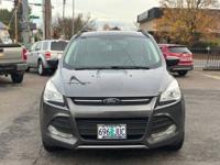 2015 FORD ESCAPE SE Salem, Oregon - Image 3