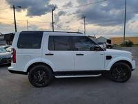 2016 Land Rover LR4 HSE AWD 4dr SUV - Image 8