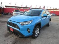 2019 TOYOTA RAV4 XLE - Image 4