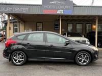 2014 Ford Focus SE Hatchback // Only 79k mi Clean Title // Vancouver Auto Center - Image 5