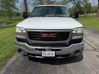2006 GMC Sierra 3500 Crew Cab 4WD DRW Forsyth, MO - Image 3