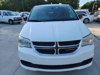 2015 Dodge Grand Caravan SE Mobility Handicap Wheelchair Van - Image 10