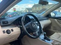 VOLKSWAGEN PASSAT // KOMFORT // LOW MILES // TURBO // WE SHIP FEASTERVILLE - Image 7