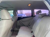 VOLKSWAGEN PASSAT // KOMFORT // LOW MILES // TURBO // WE SHIP FEASTERVILLE - Image 9