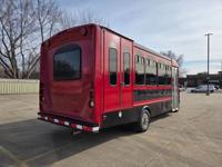 NON CDL 2016 Ford E-450 Shuttle Bus Kansas City - Image 6
