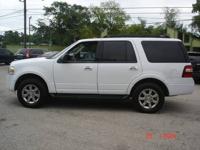 2009 Ford Expedition XLT with 3rd row seating CONROE - Image 2