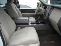 2009 Ford Expedition XLT with 3rd row seating CONROE - Image 9